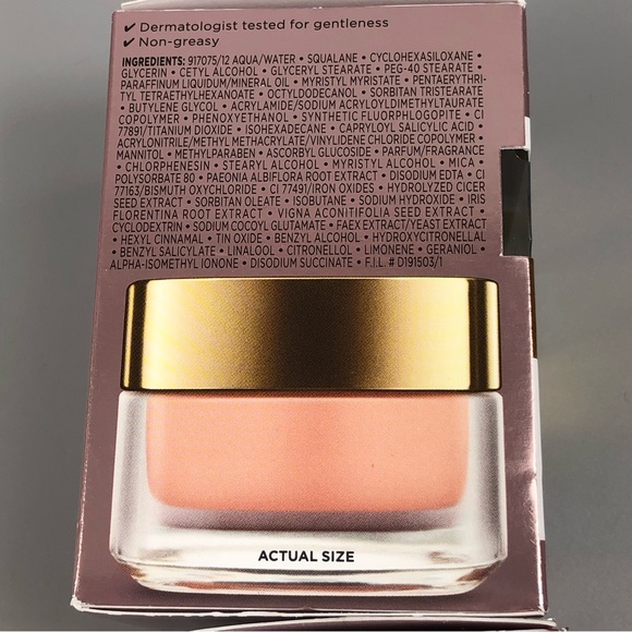 L’Oréal Paris Age Perfect Face Moisturizer and L’Oréal Paris Eye Make Remover - Picture 9 of 13